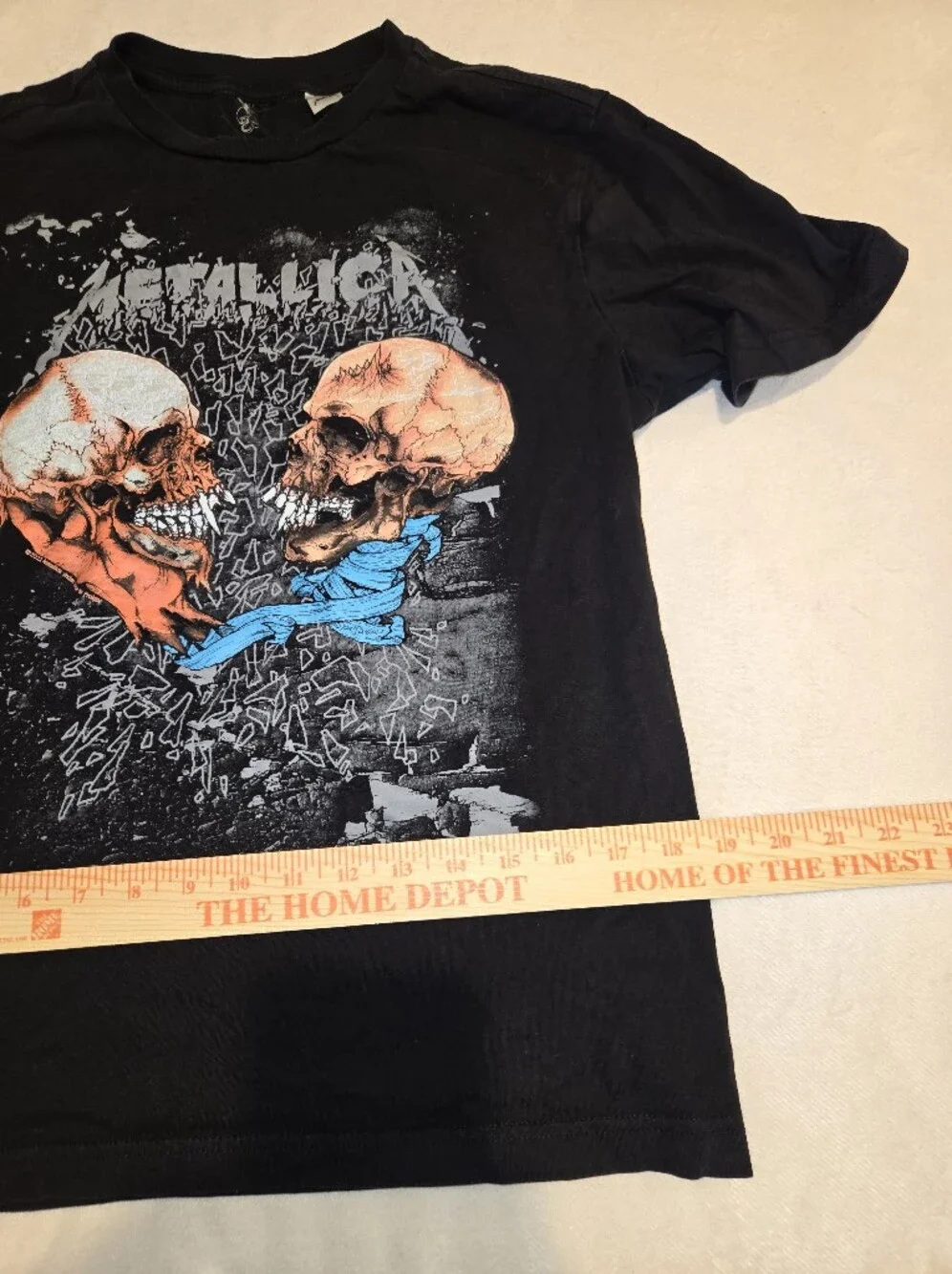 Metallica Black Short-Sleeve Graphic Tee with Blue Accent Fits Like A Large
